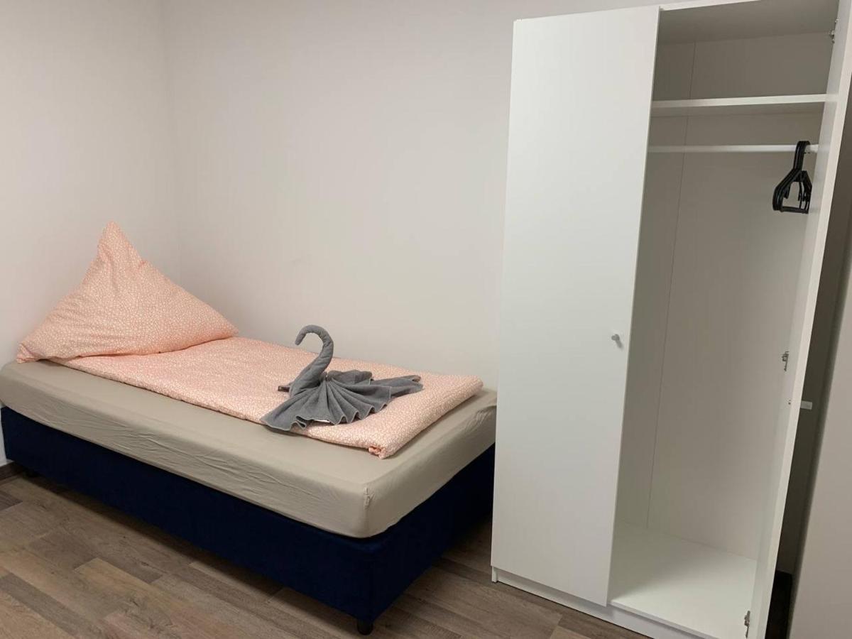 Central Private Rooms In Popular Neighborhood! Кельн Екстер'єр фото