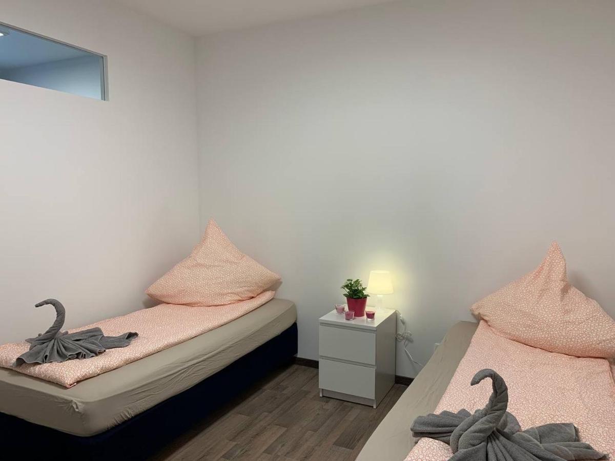 Central Private Rooms In Popular Neighborhood! Кельн Екстер'єр фото