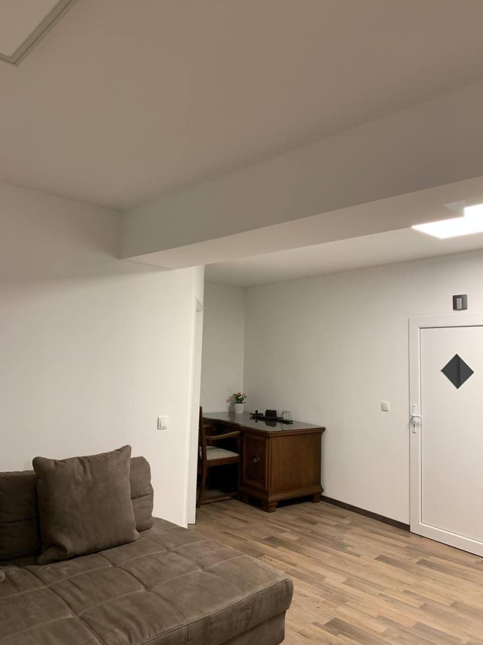 Central Private Rooms In Popular Neighborhood! Кельн Екстер'єр фото